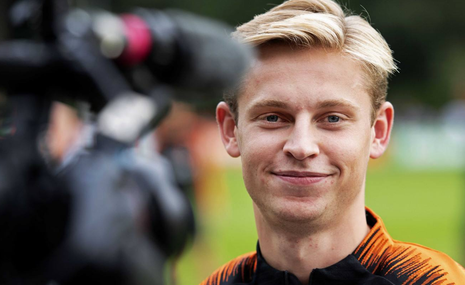 官方网站-风云突变！摩纳哥今夜官宣签约，荷甲版图或变，引发热议，阵容厚度经受考验的简单介绍