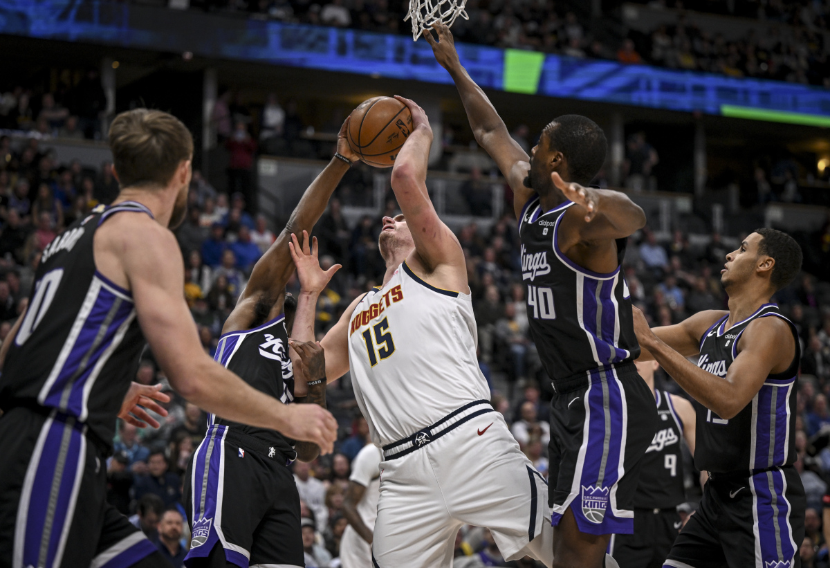 网站入口-太狠了！新疆广汇今夜强势反弹Faker在拜仁比赛中连败，NBA常规赛冲刺阶段刷纪录的简单介绍